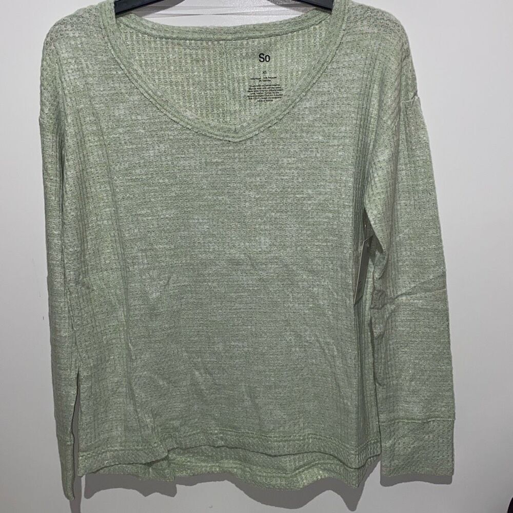 SO Cozy Long Sleeve V-Neck Waffle Knit Thermal Top Sage Green JG14K063RSE XS